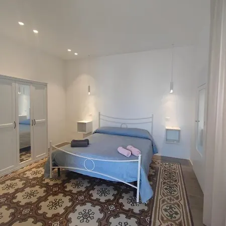 La Mia Corte * Tuglie